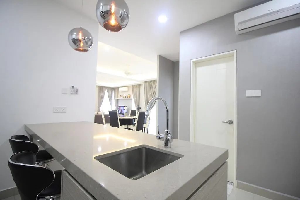 Holiday home Vmv Senibong Villa Masai
